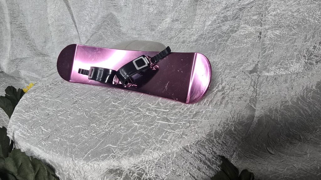 BRATZ DOLL WINTERTIME WONDERLAND SNOWBOARD
