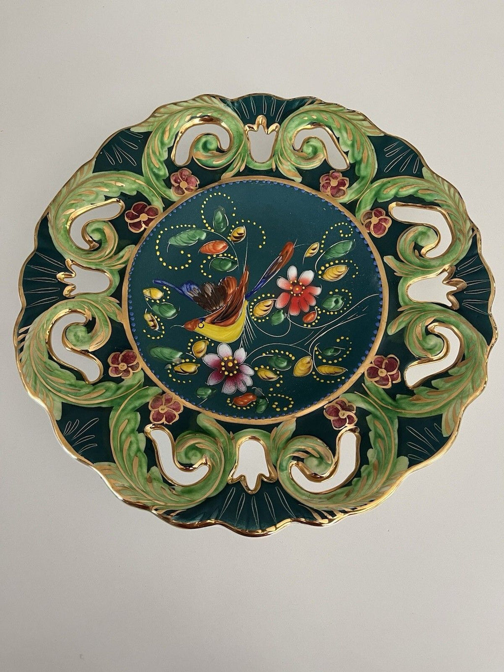 VINTAGE H BEQUET QUAREGNON MAJOLICA HANDPAINTED HUMMING BIRD PLATTER